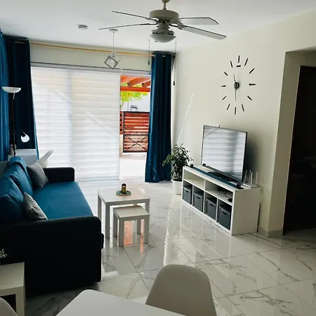 Sofia's Place 公寓 沃罗里尼