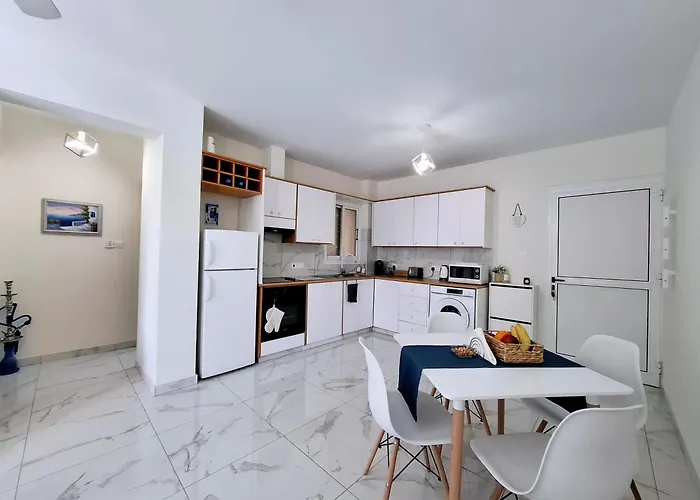 Sofia's Place * Oroklini